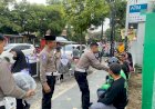 Operasi-Patuh-Semeru-2025,-Polres-Ponorogo-Beri-Helm-Gratis-untuk-Ojol