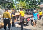 Sinergitas-TNI-Polri,-Turun-Bareng-Renovasi-Rumah-Warga-di-Sedenganmijen-Krian