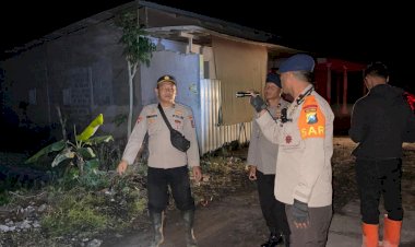 Polisi-Masifkan-Patroli-Malam-di-Zona-Terdampak-Erupsi-Gunung-Semeru
