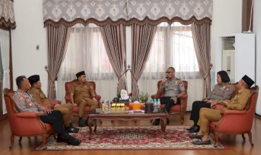 Kapolres-Pasuruan-Kota-Kunjungi-Wali-Kota-Adi-Wibowo-Bangun-Komunikasi-Jaga-Kamtibmas