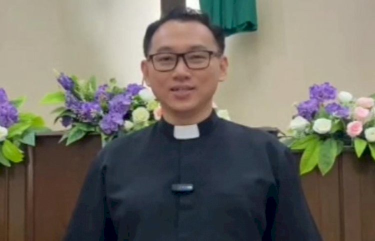 Pendeta GKT Blimbing Apresiasi Baksos Polresta Malang Kota Peringati Hari Bhayangkara ke -79