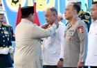 Presiden-Prabowo-Anugerahkan-Tanda-Kehormatan-kepada-70-Tokoh-Penggerak-Gizi-dan-Ketahanan-Pangan-Nasional