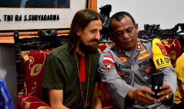 Pendekatan-Soft-Approach-oleh-Pemerintah-Republik-Indonesia-berhasil,-Pilot-Philip-akhirnya-dibebaskan