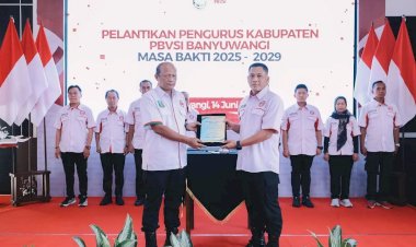Kapolda-Jatim-Lantik-Pengurus-PBVSI-Banyuwangi-Masa-Bhakti-Tahun-2025-2029